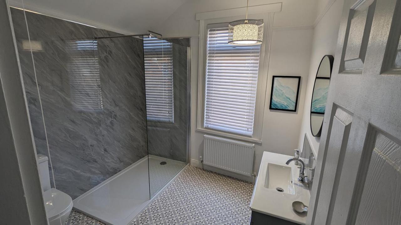 Seaside Escapes - With Relaxing Hot Tub! Βίλα Σκάρμπορο Εξωτερικό φωτογραφία